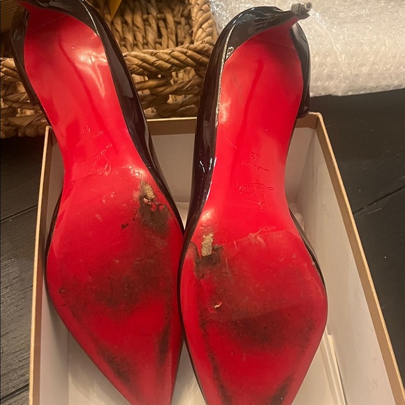 Size 42 Christian Louboutin Izra 70 Elegant Black Patent Leather Women's Heels - Picture 4 of 5